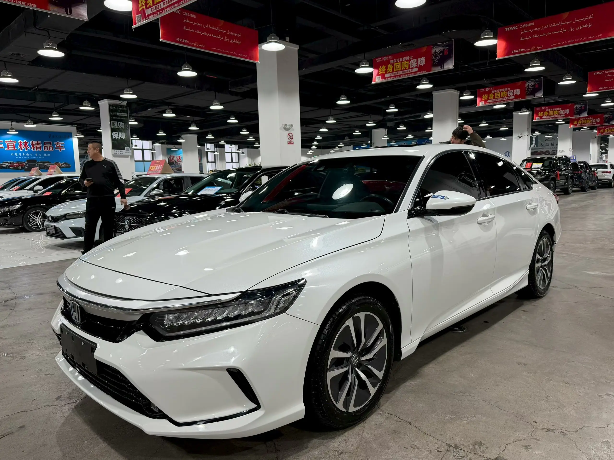 Honda Inspire (Yingshipai)  из Китая