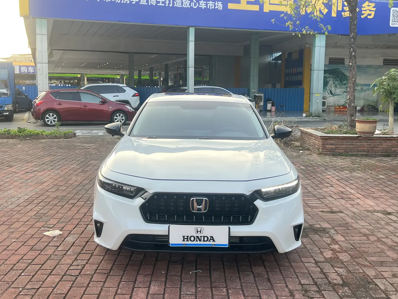 Honda Inspire (Yingshipai)  из Китая