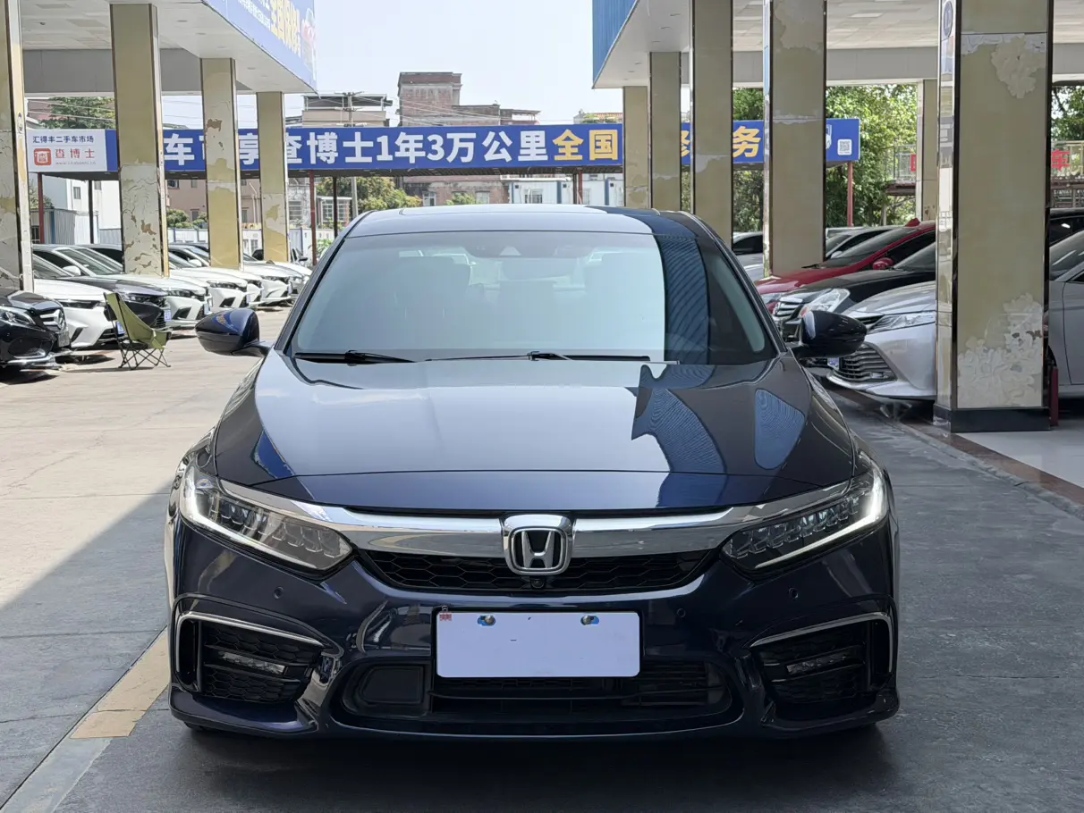 Honda Inspire (Yingshipai)  из Китая