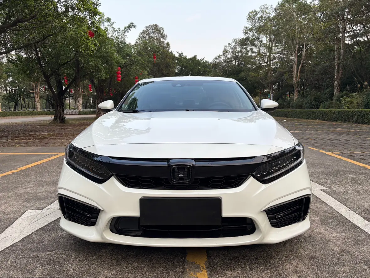 Honda Inspire (Yingshipai)  из Китая