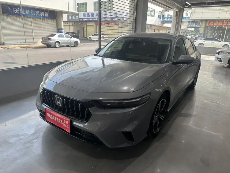 Honda Inspire (Yingshipai)  из Китая