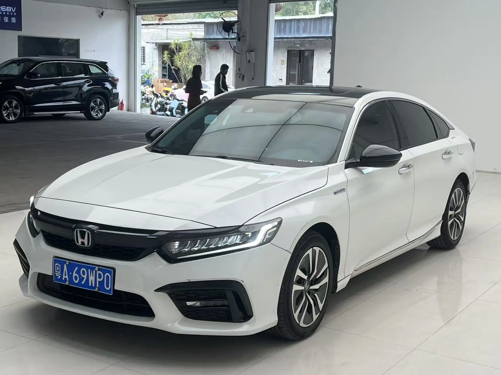 Honda Inspire (Yingshipai)  из Китая