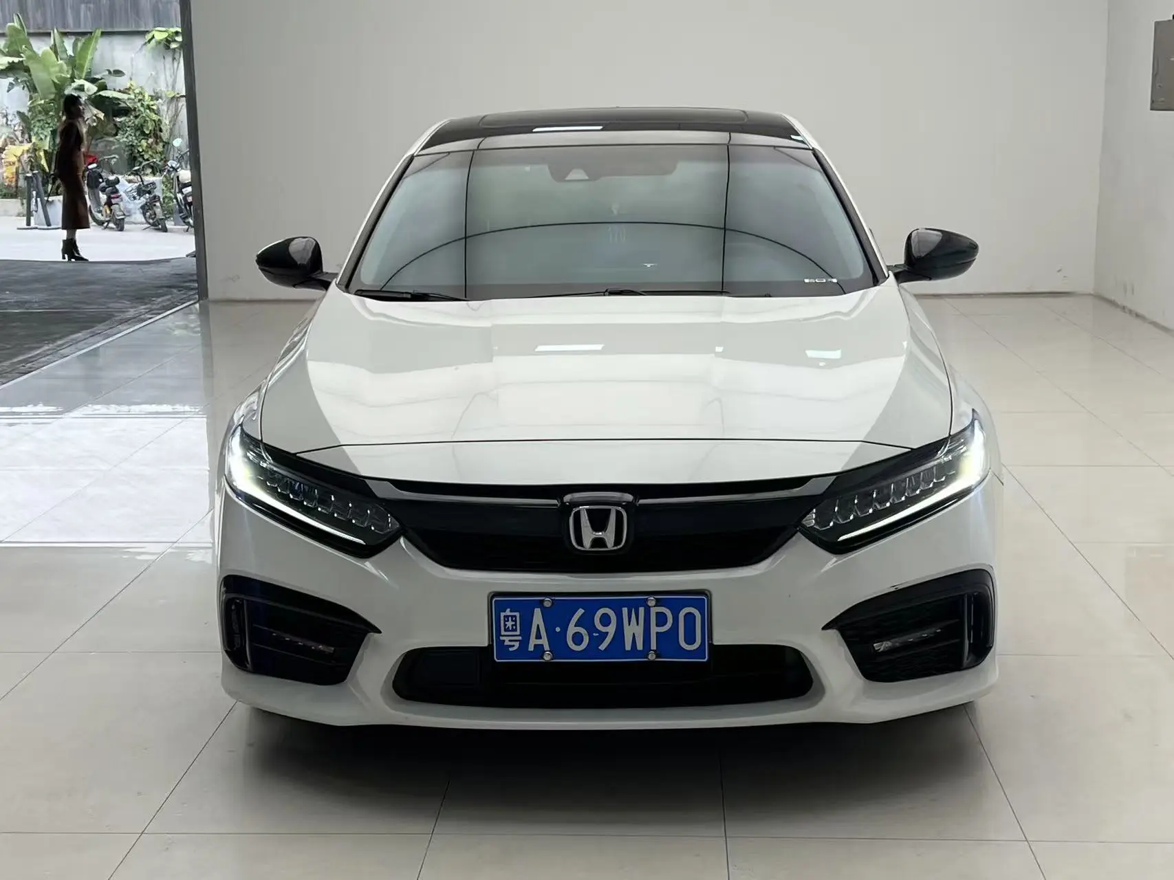 Honda Inspire (Yingshipai)  из Китая