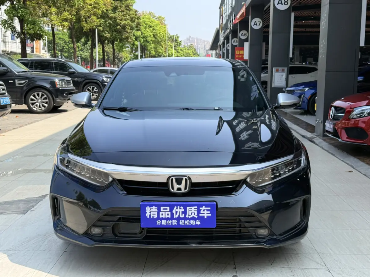 Honda Inspire (Yingshipai)  из Китая