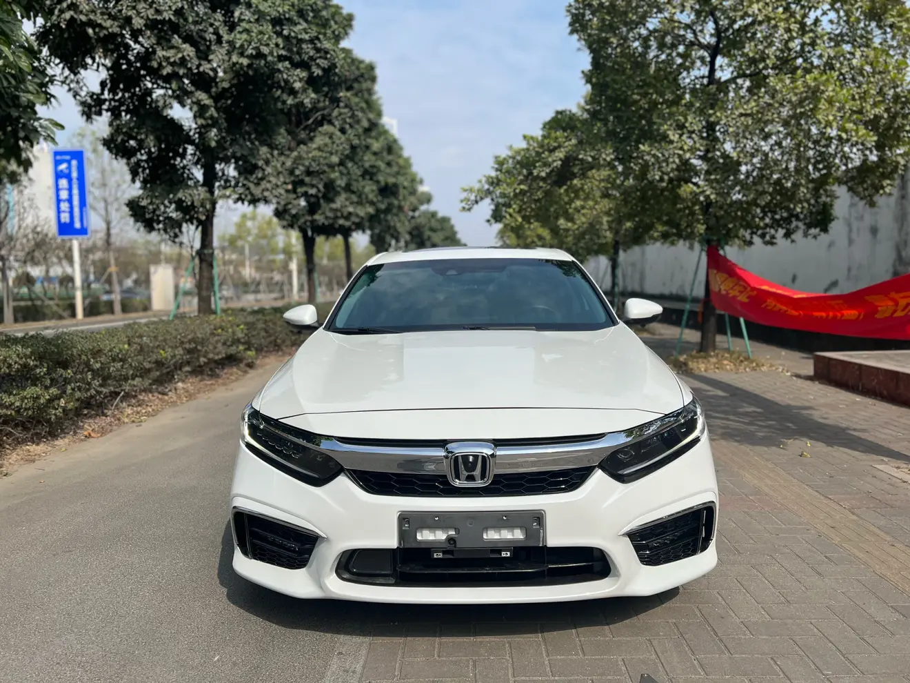 Honda Inspire (Yingshipai)  из Китая