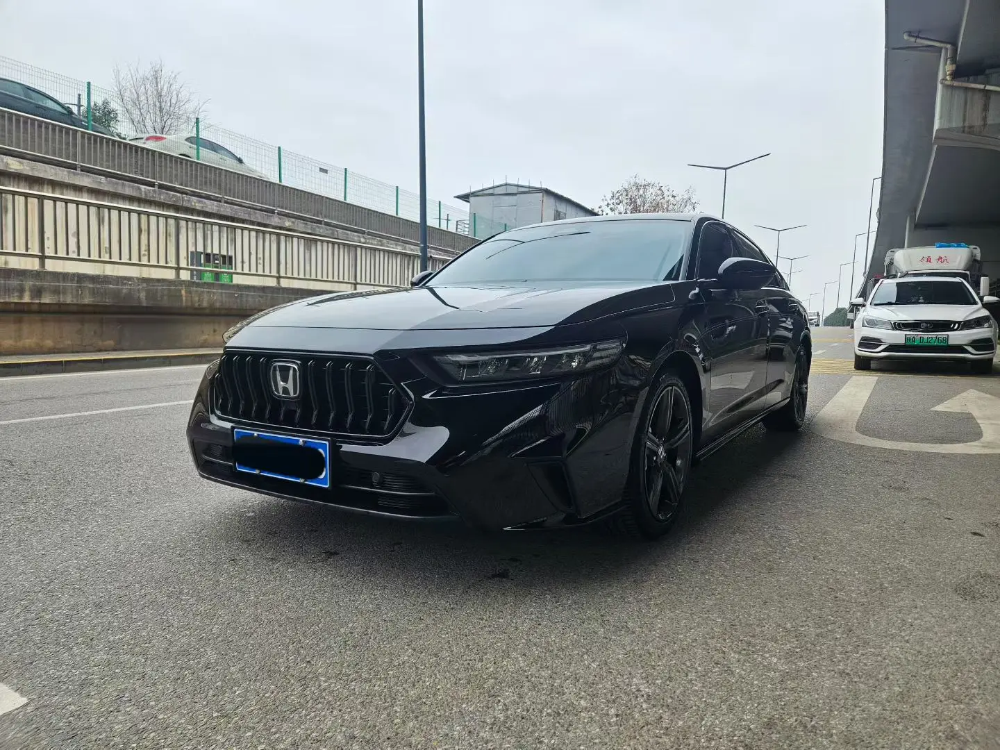Honda Inspire (Yingshipai)  из Китая
