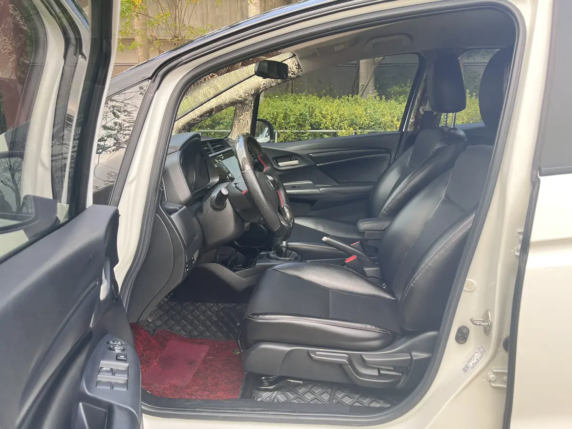 Honda Fit  из Китая