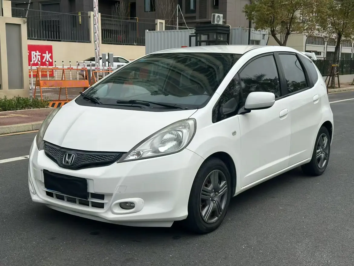 Honda Fit  из Китая