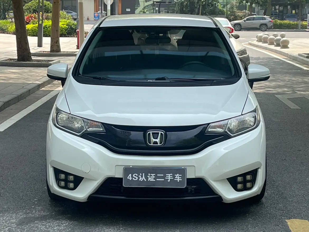 Honda Fit  из Китая