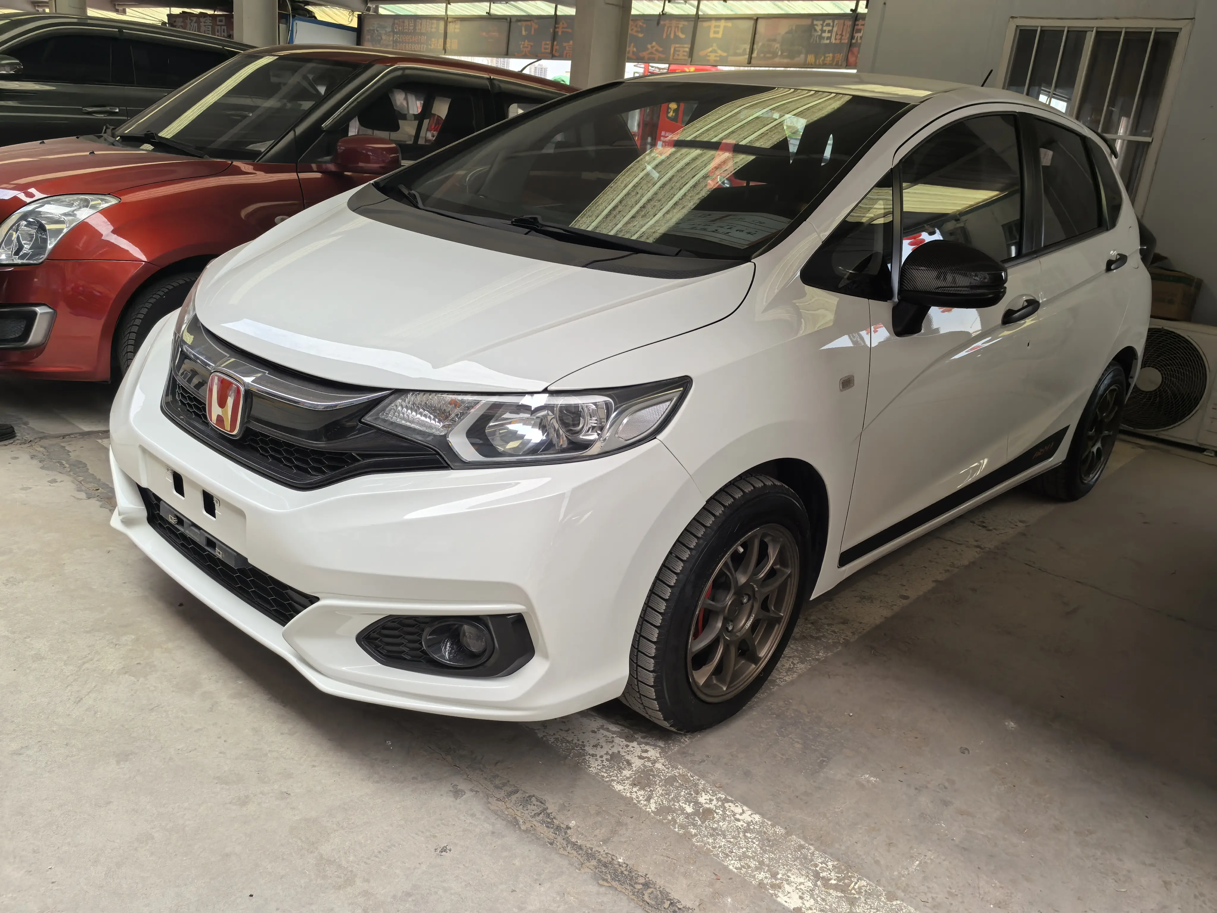 Honda Fit  из Китая