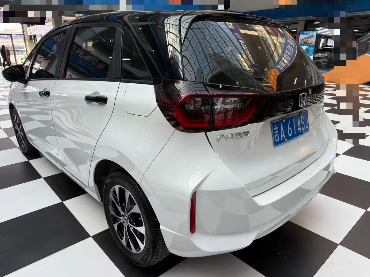 Honda Fit  из Китая