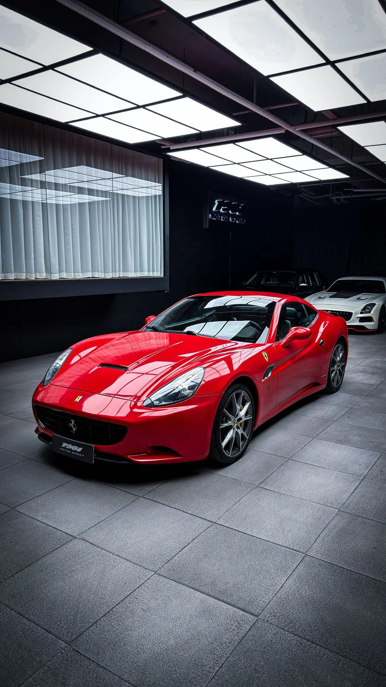 Ferrari California T  из Китая