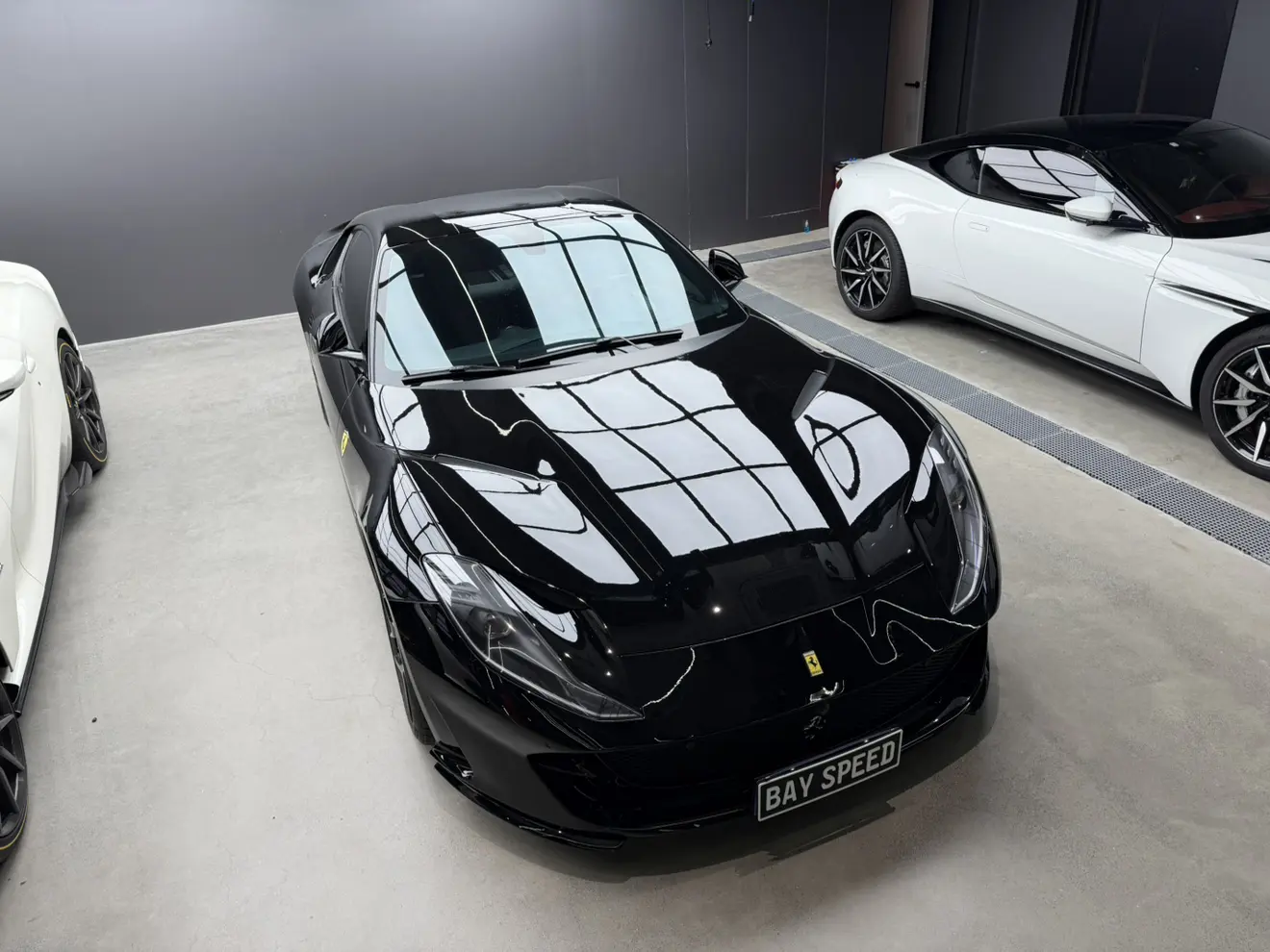 Ferrari 812  из Китая