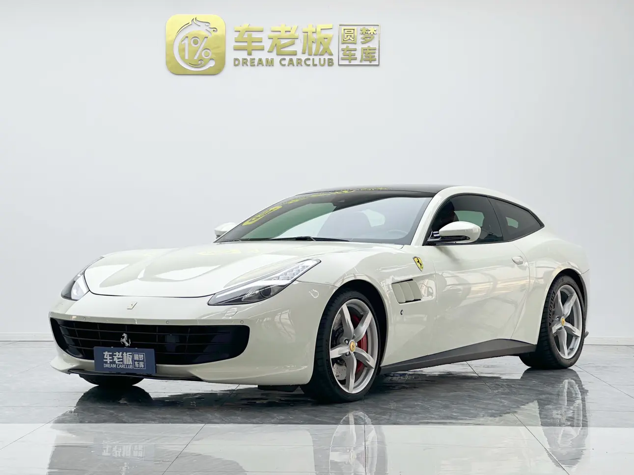 Ferrari GTC4Lusso  из Китая