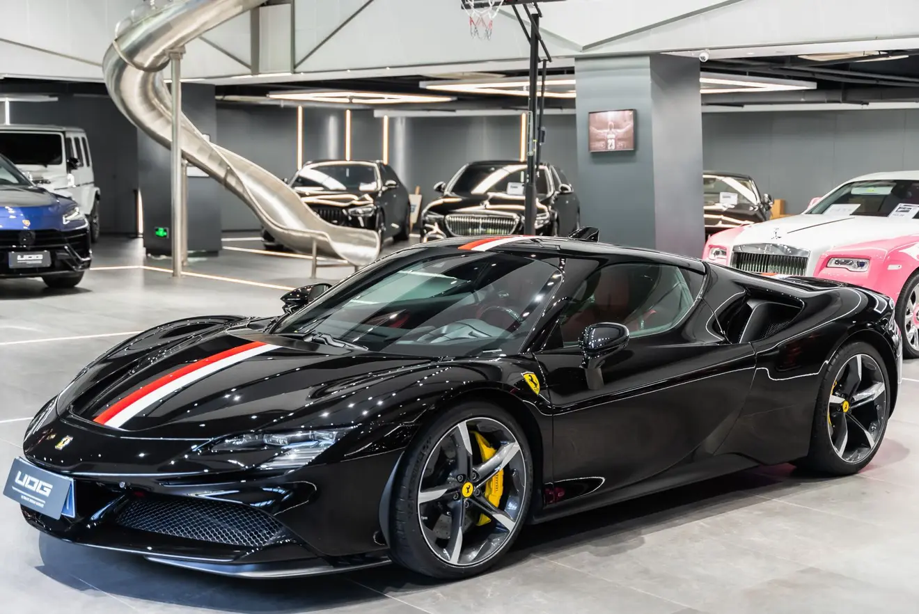 Ferrari SF90  из Китая