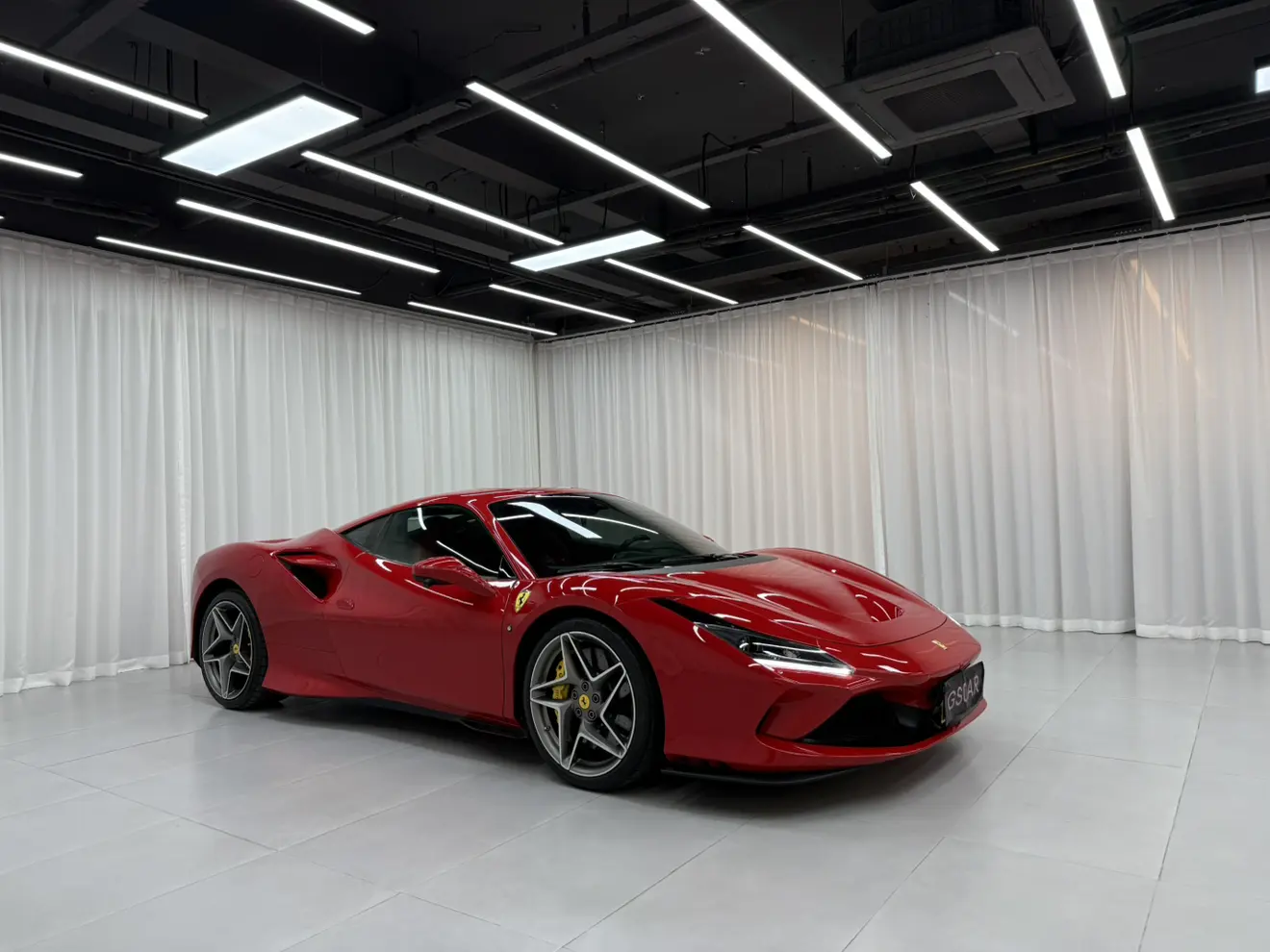 Ferrari F8  из Китая