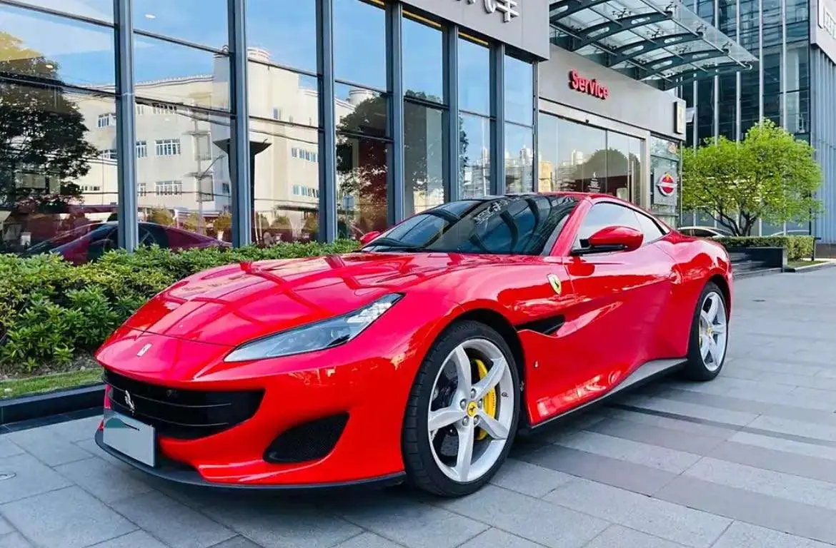 Ferrari Portofino  из Китая