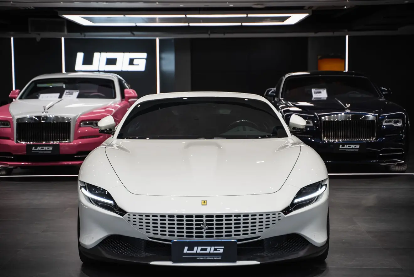 Ferrari Roma  из Китая