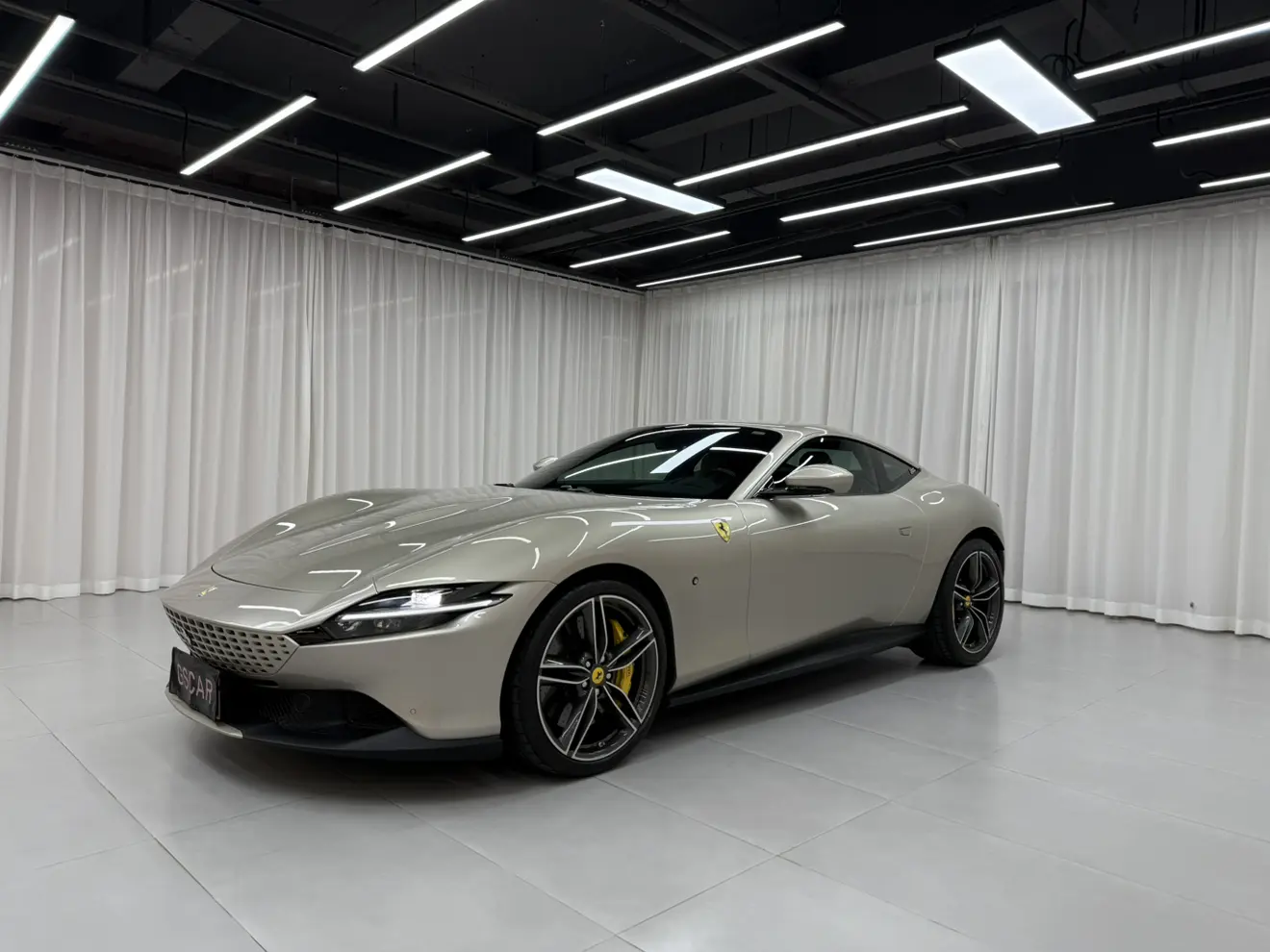 Ferrari Roma  из Китая