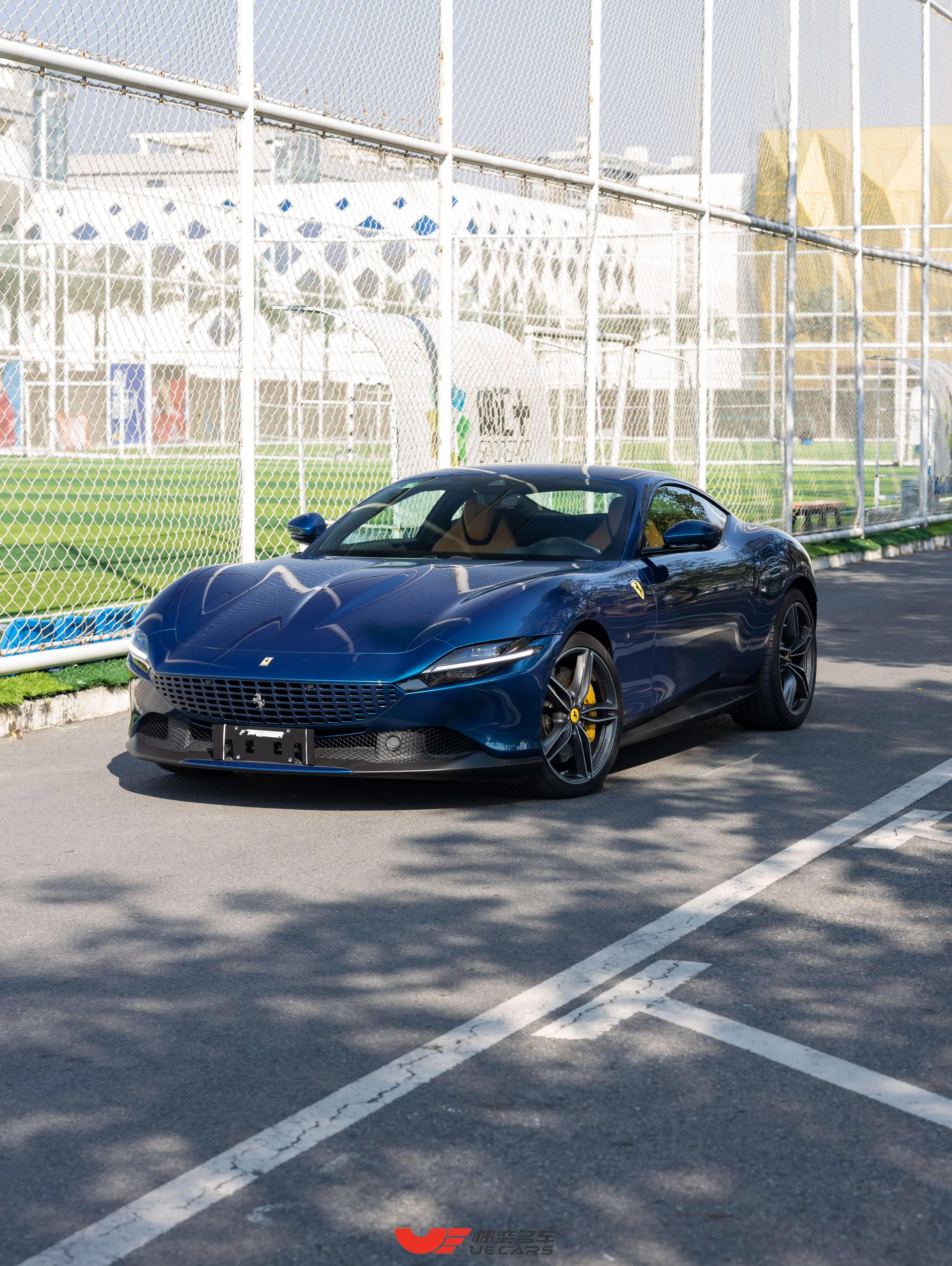 Ferrari Roma  из Китая