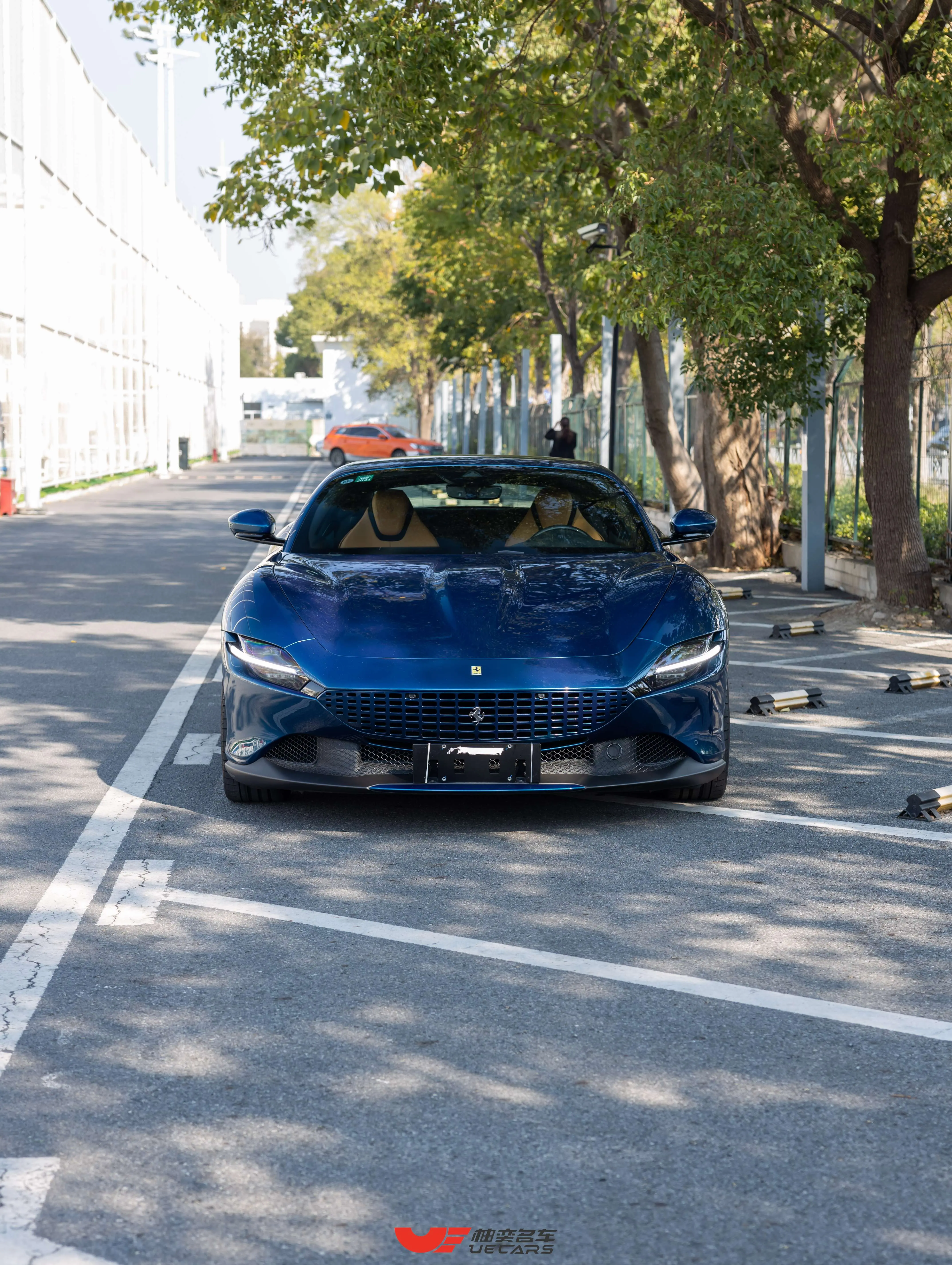 Ferrari Roma  из Китая