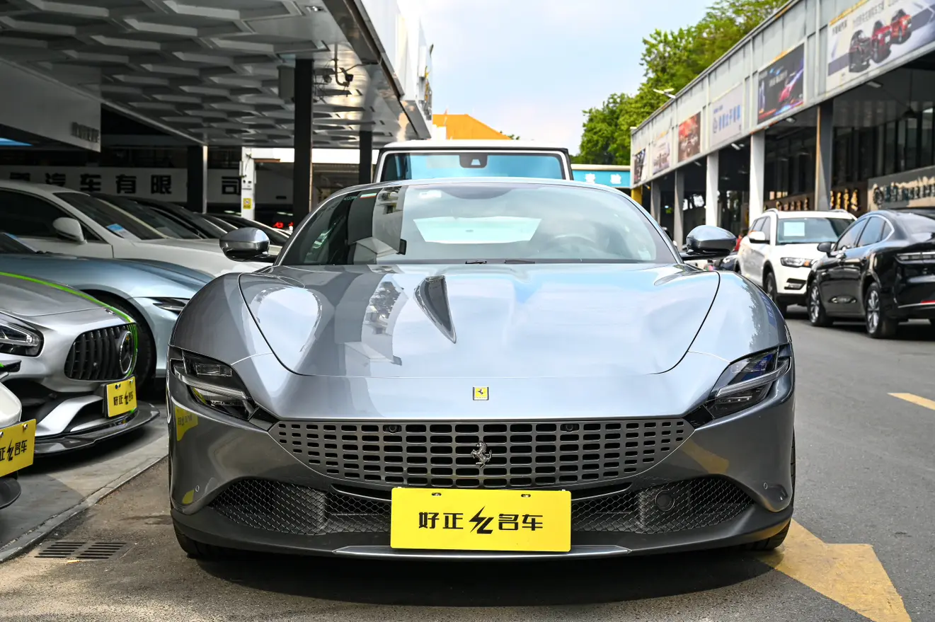 Ferrari Roma  из Китая