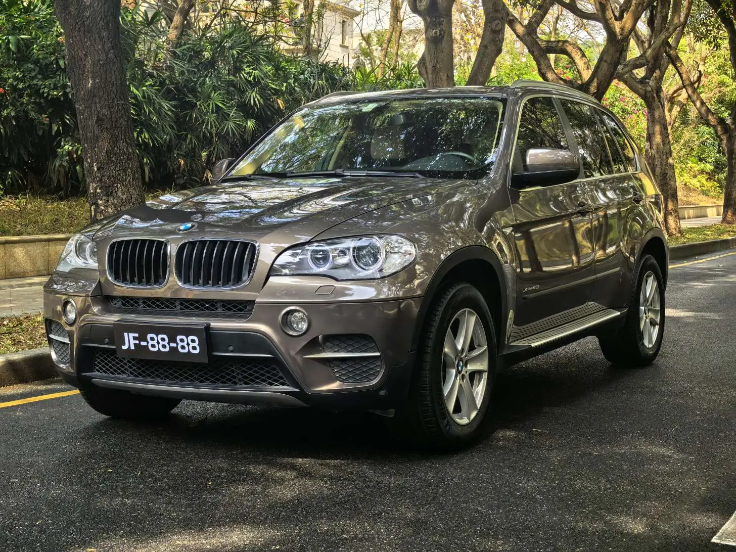 BMW X5  из Китая