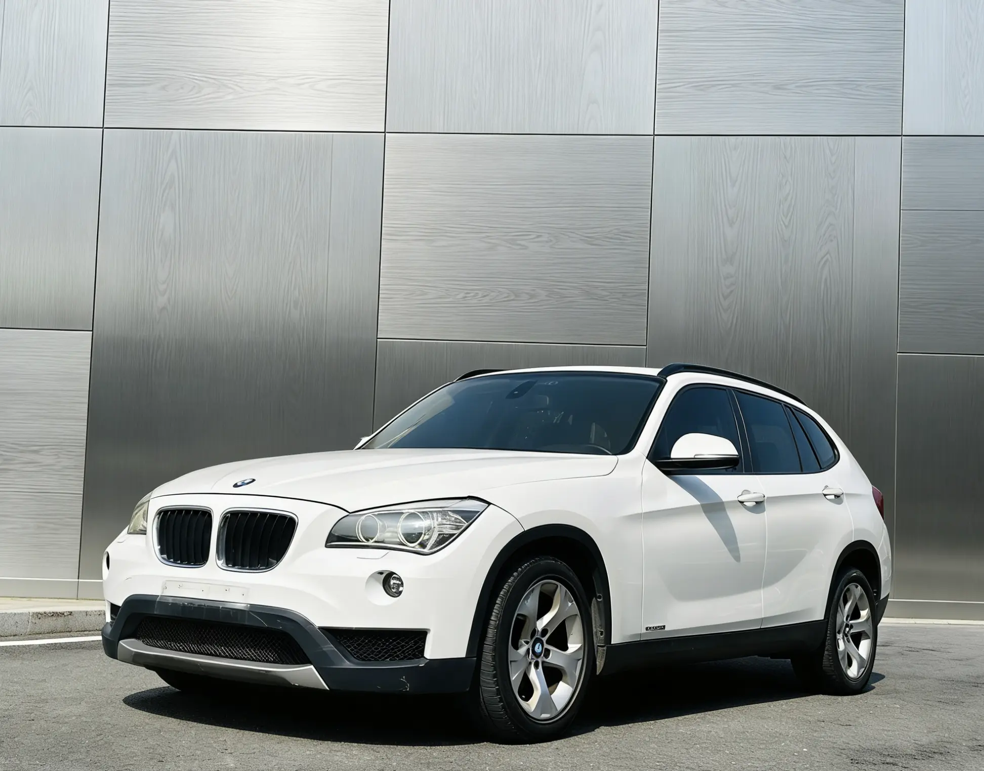 BMW X1  из Китая