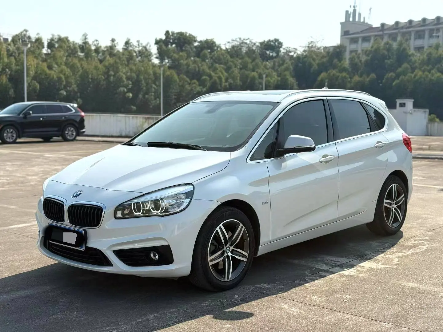 BMW 2 Series Gran Tourer  из Китая