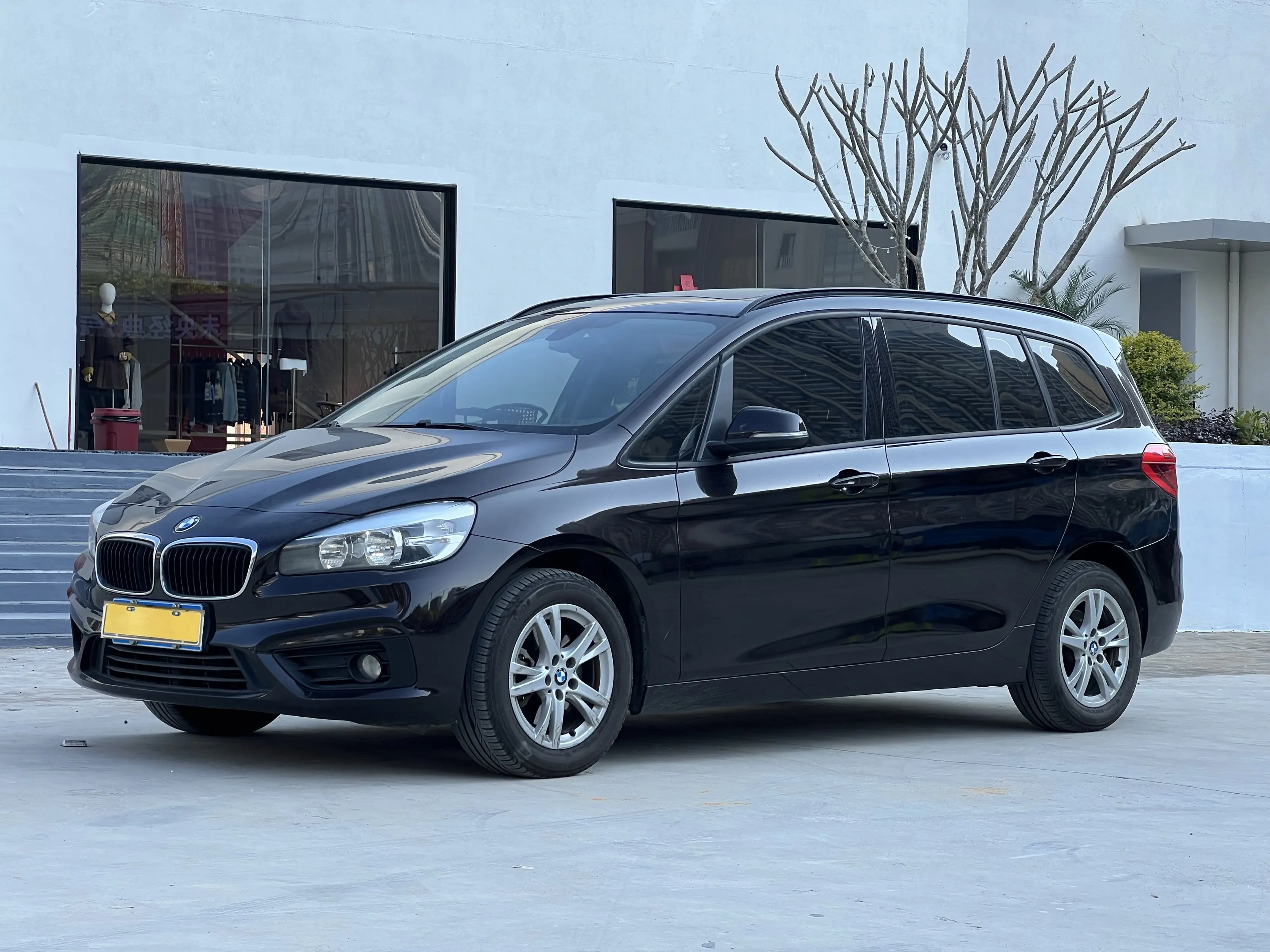 BMW 2 Series Gran Tourer  из Китая