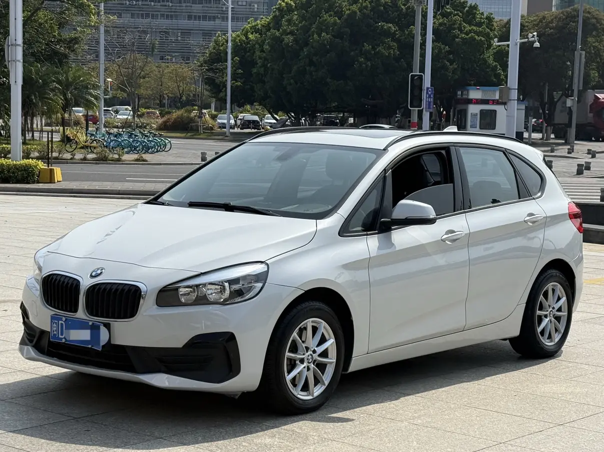 BMW 2 Series Active Tourer  из Китая