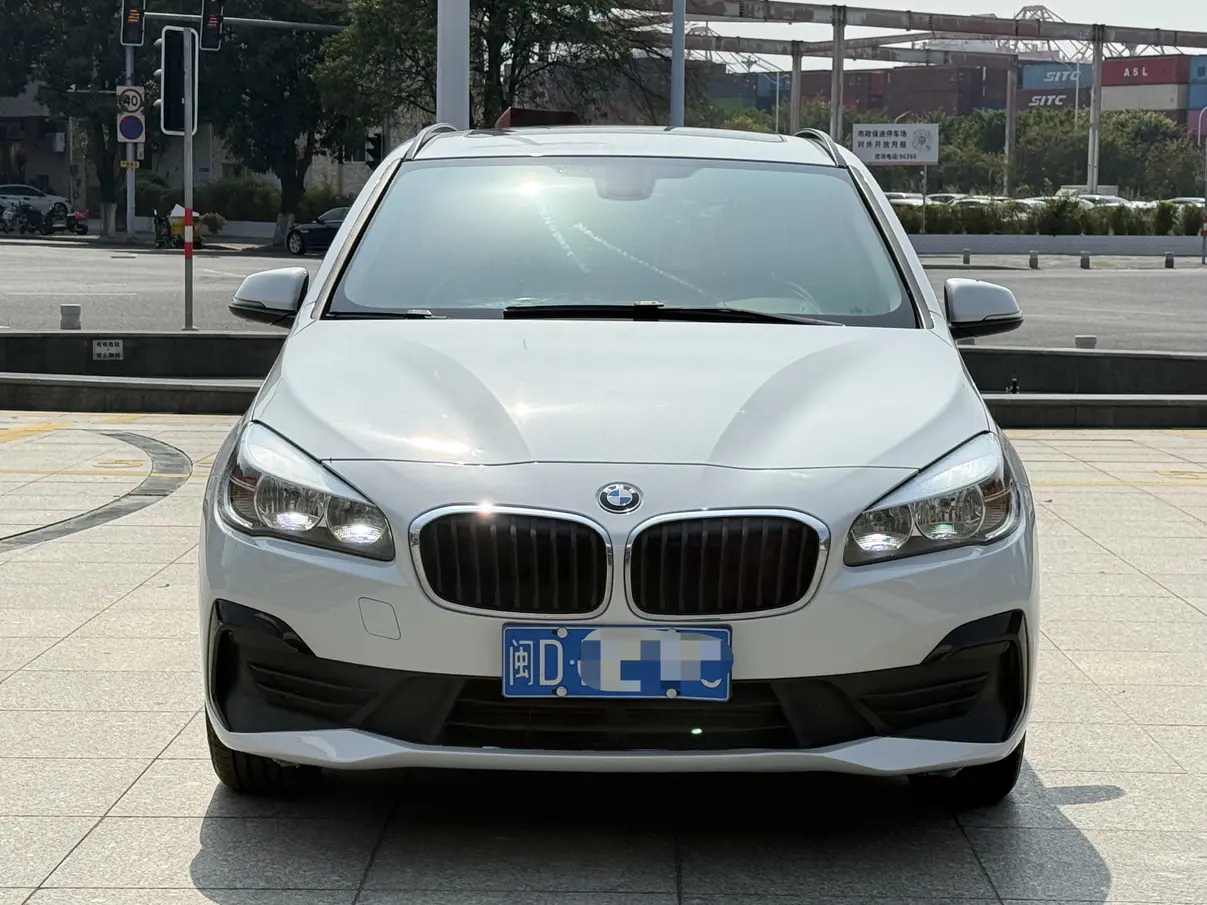 BMW 2 Series Active Tourer  из Китая