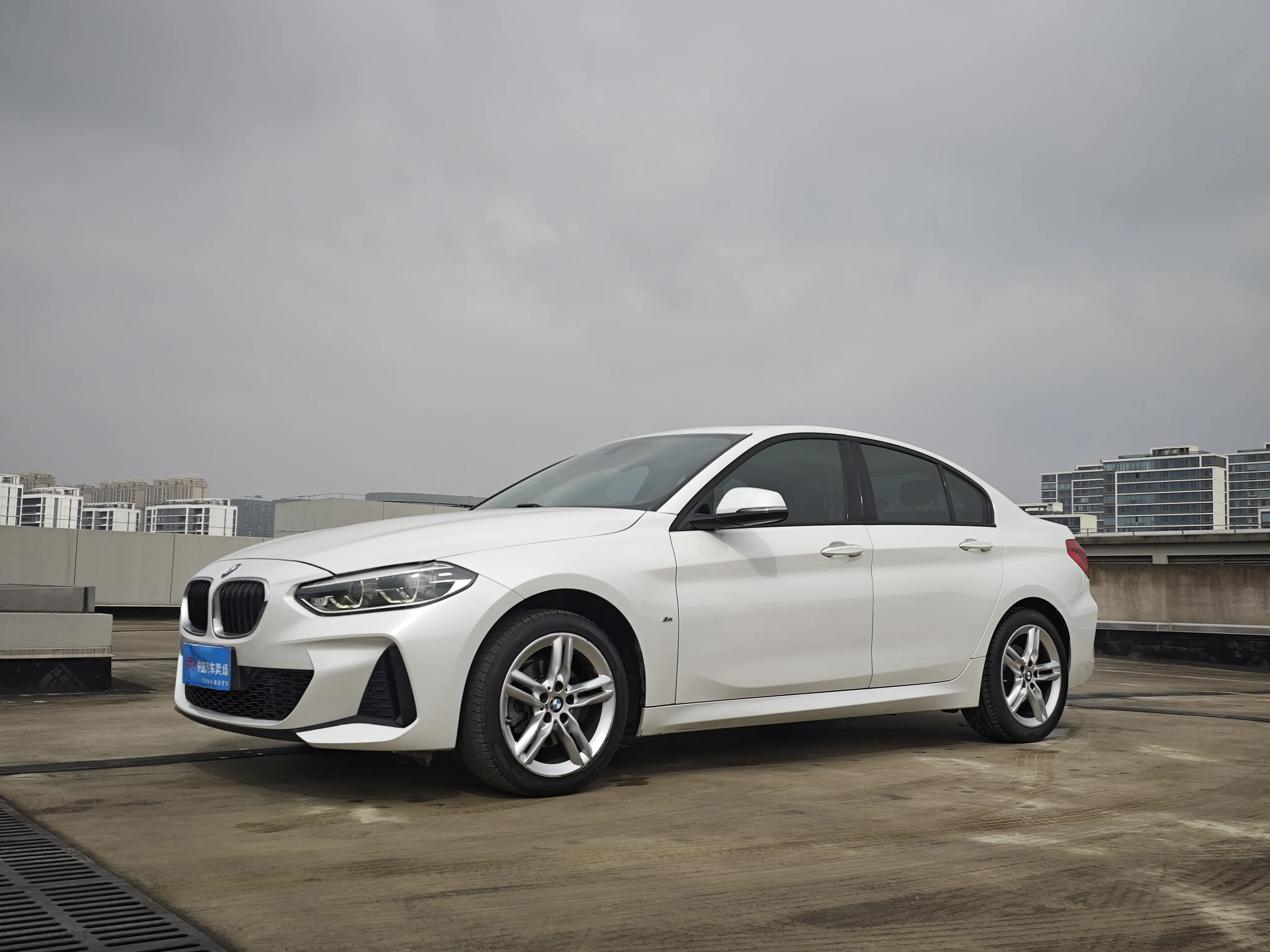 BMW 1 Series  из Китая