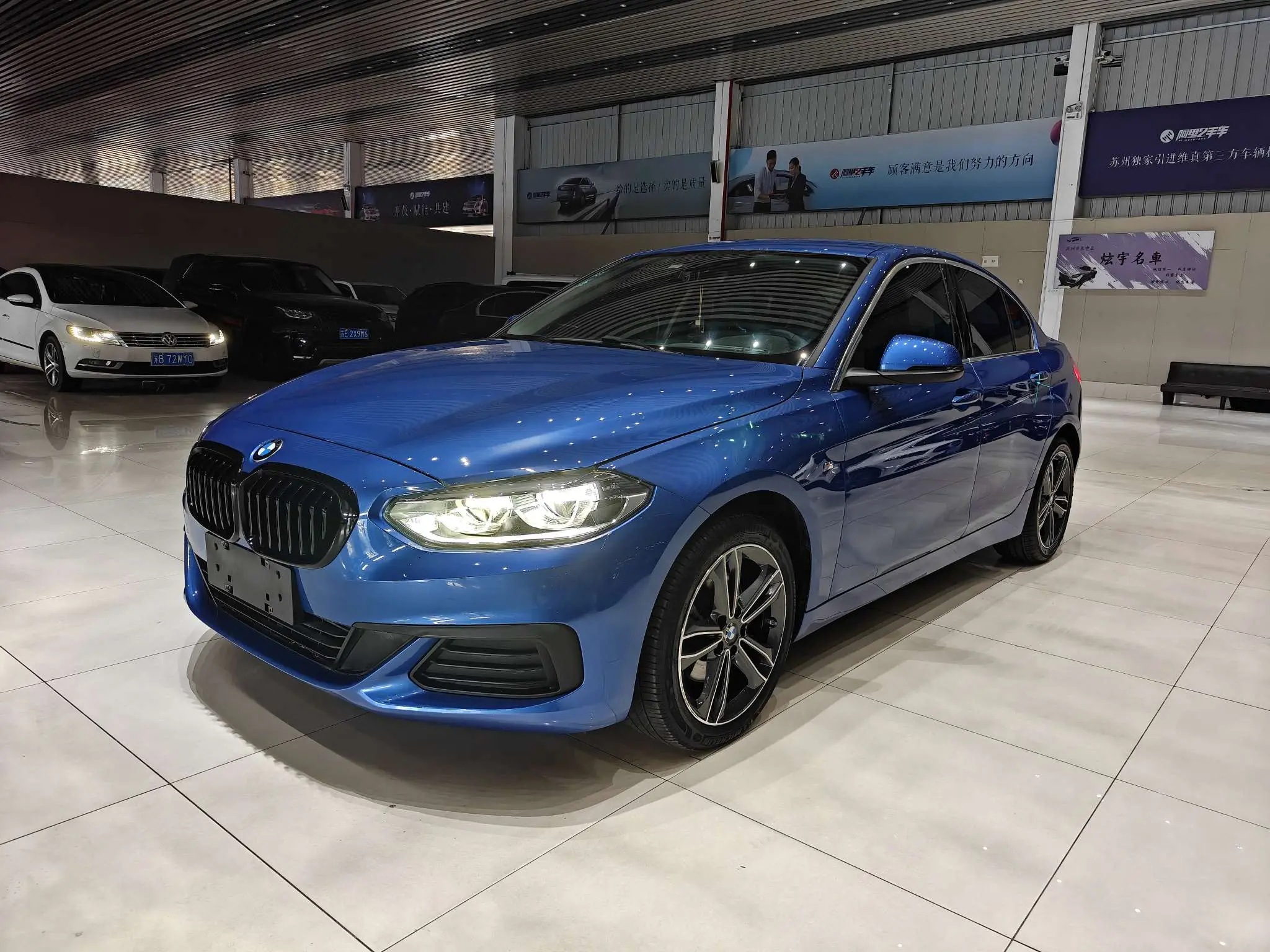 BMW 1 Series  из Китая