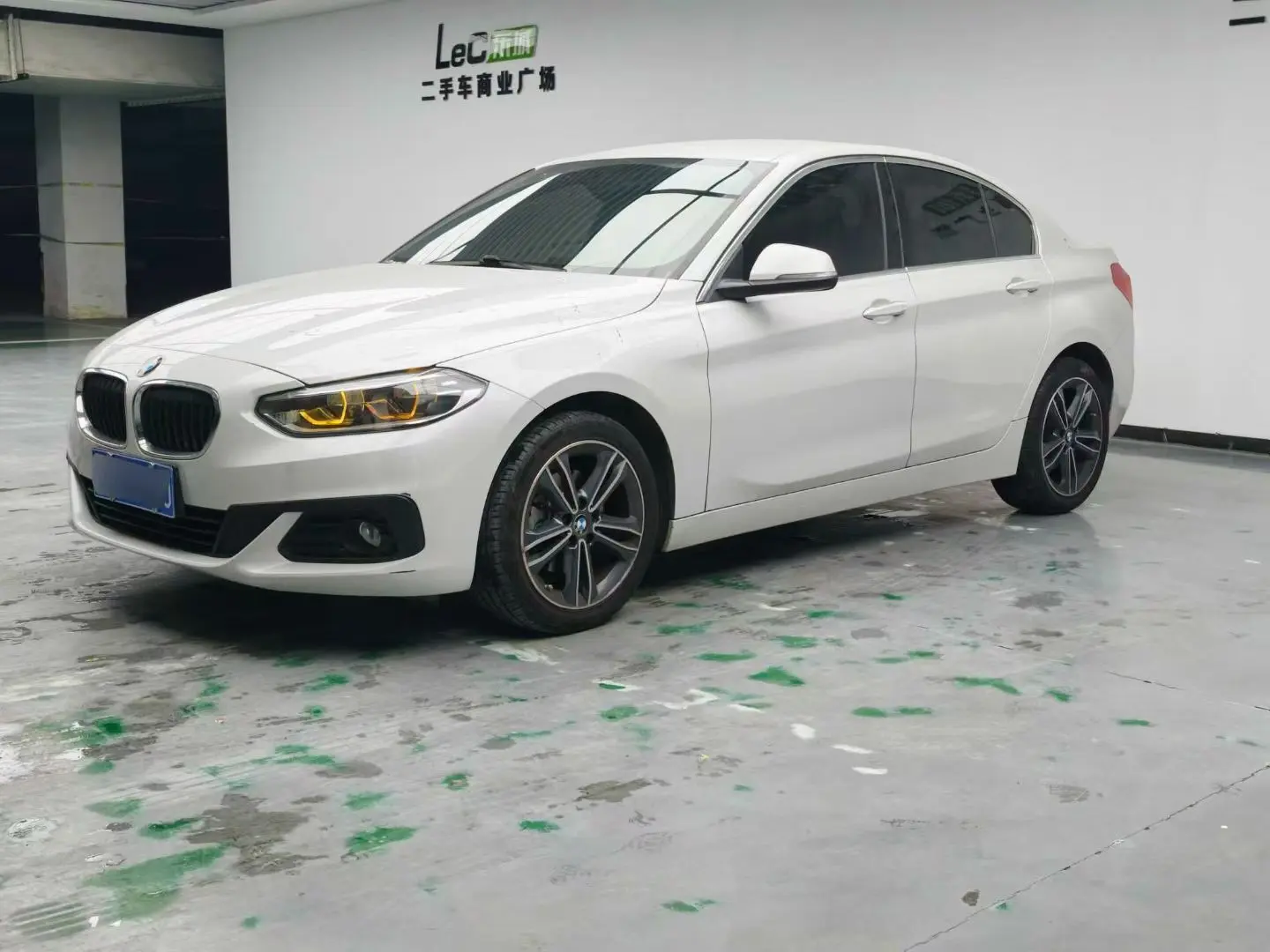 BMW 1 Series  из Китая