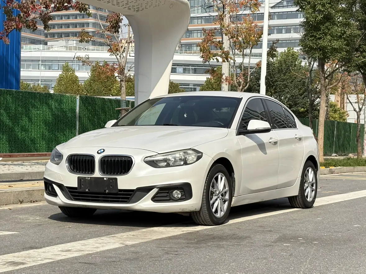 BMW 1 Series  из Китая