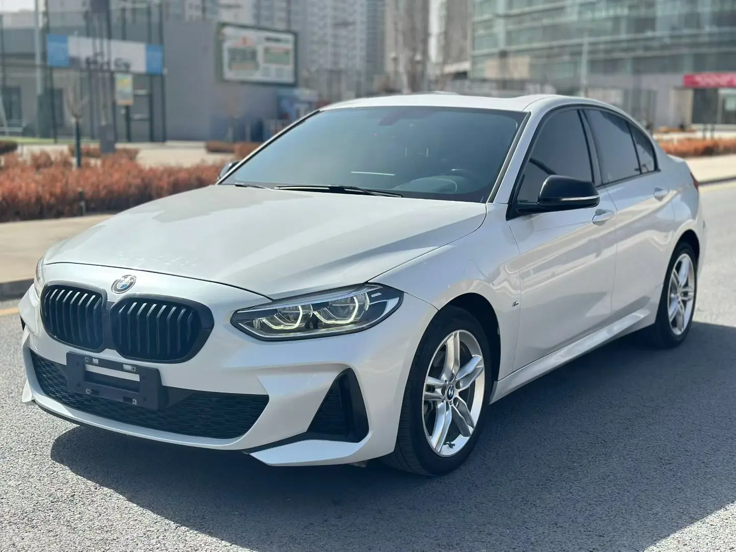 BMW 1 Series  из Китая
