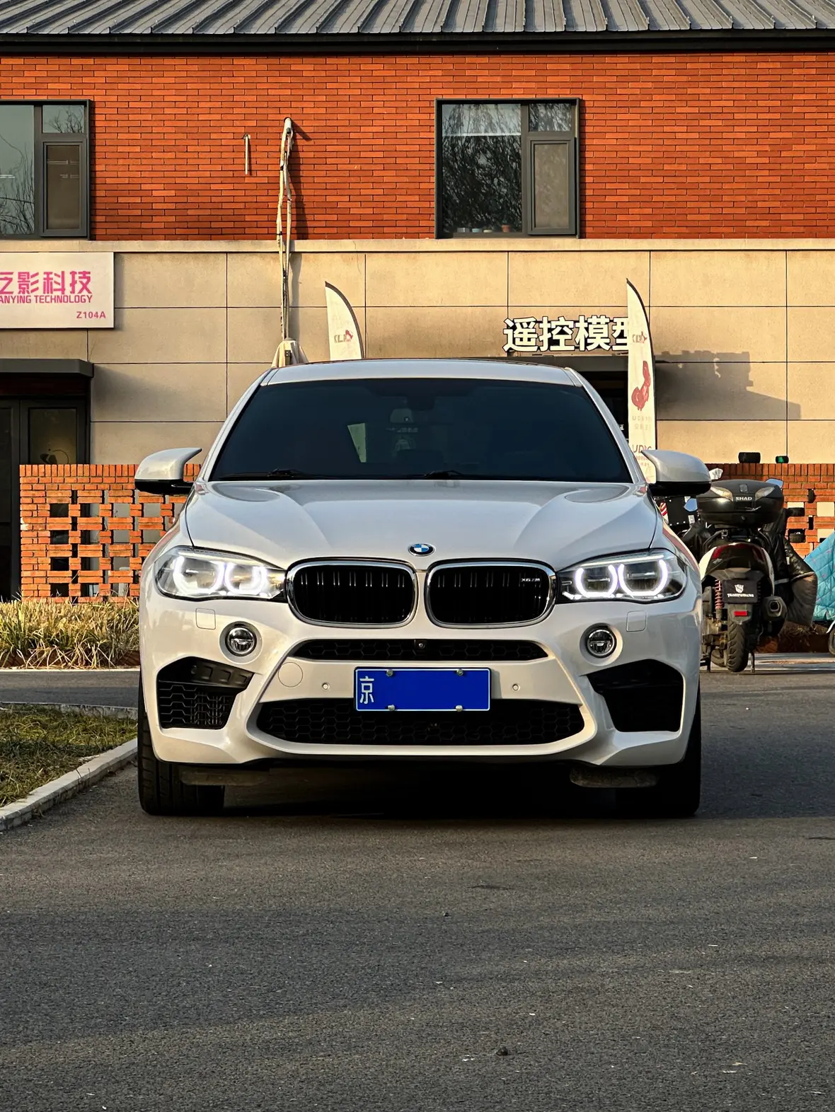 BMW X6 M  из Китая