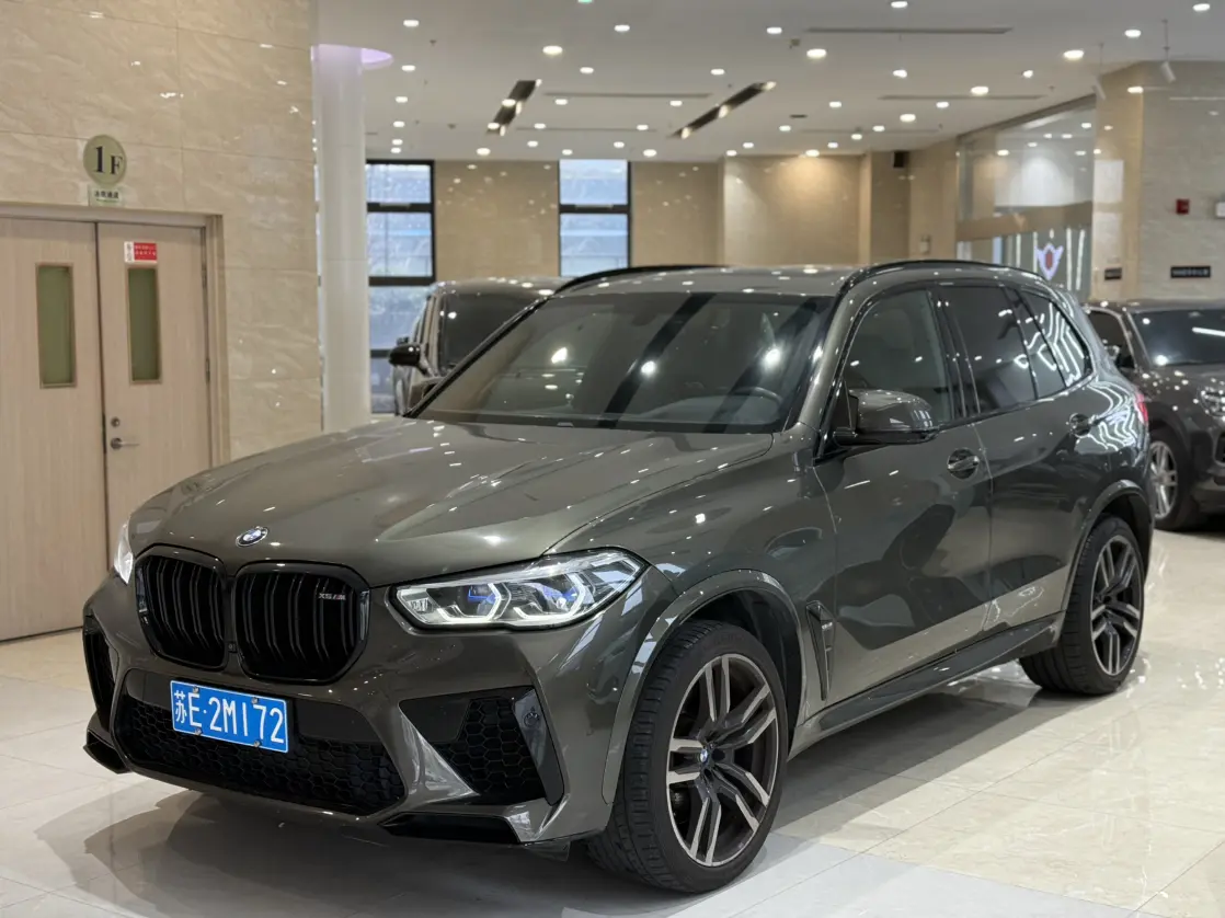 BMW X5M  из Китая