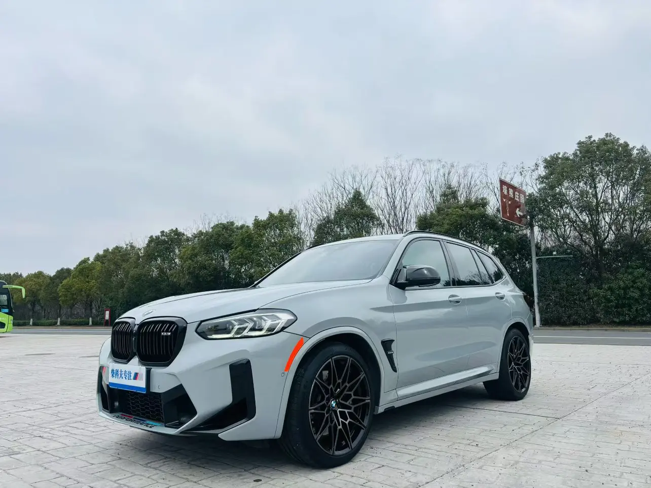 BMW X3 M  из Китая