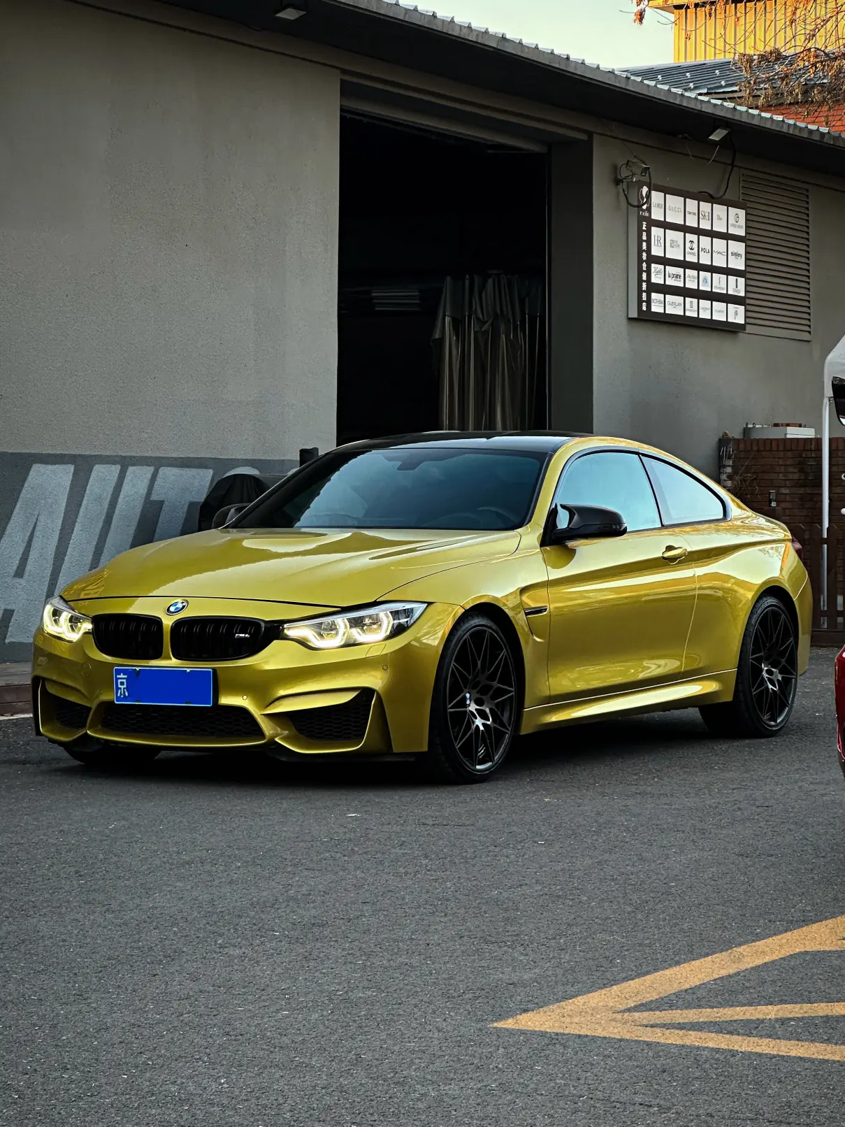 BMW M4  из Китая