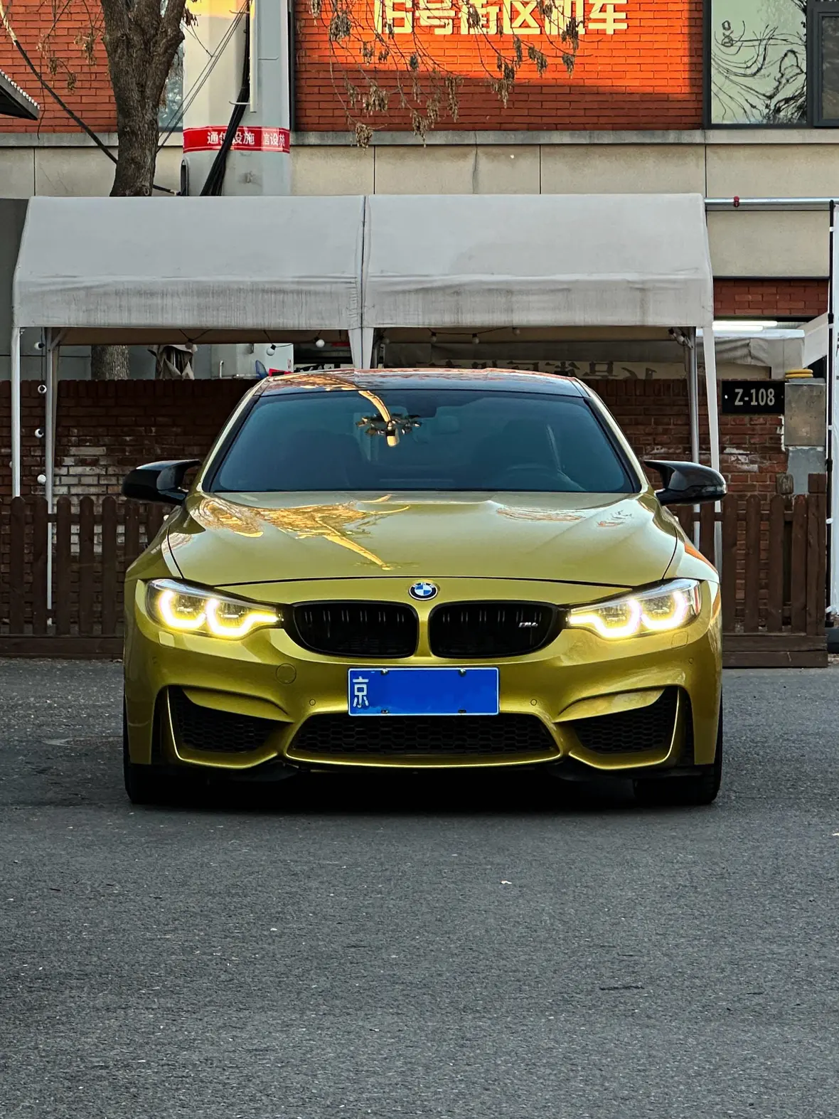 BMW M4  из Китая