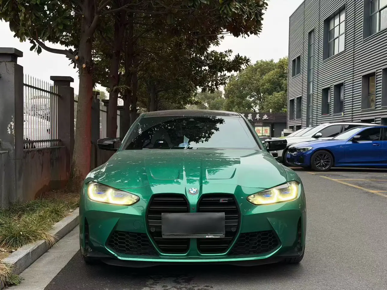 BMW M3  из Китая