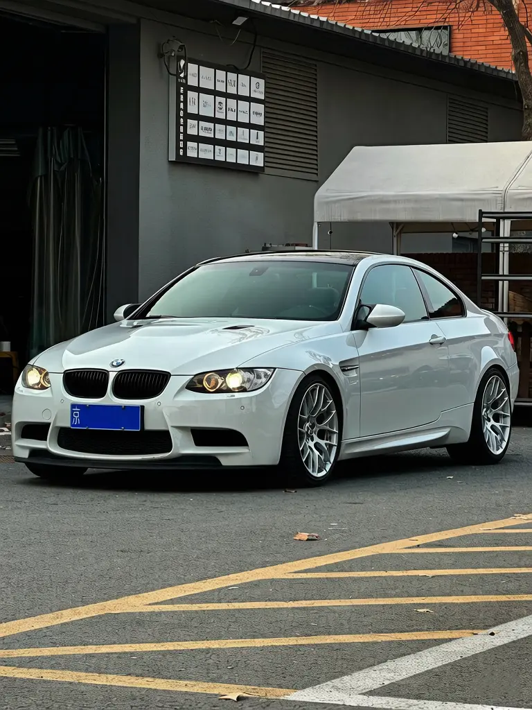 BMW M3  из Китая