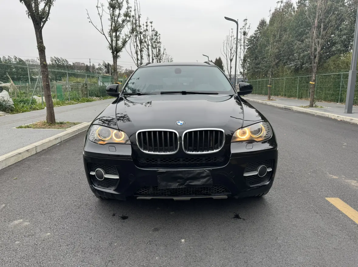 BMW X6  из Китая