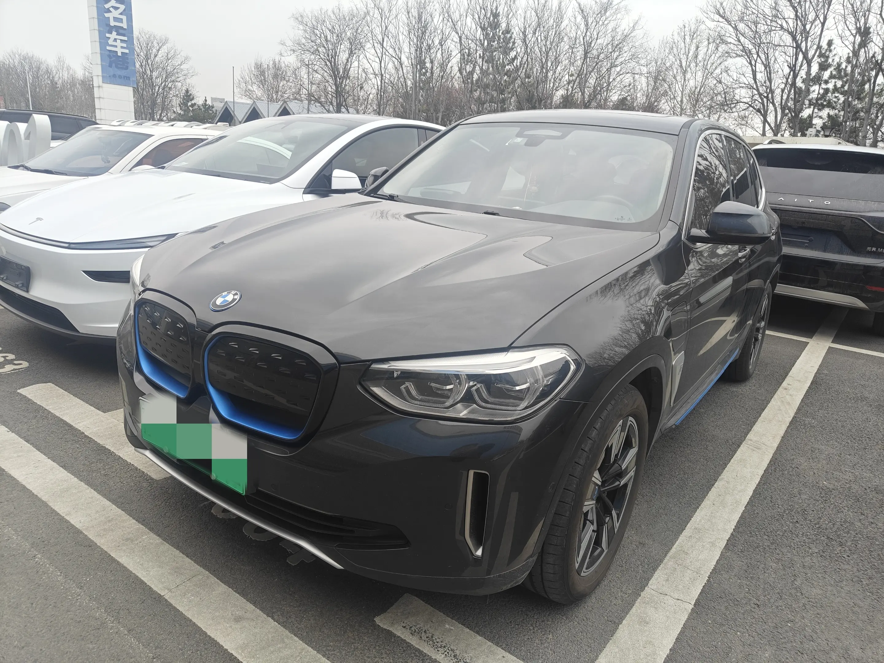 BMW iX3  из Китая