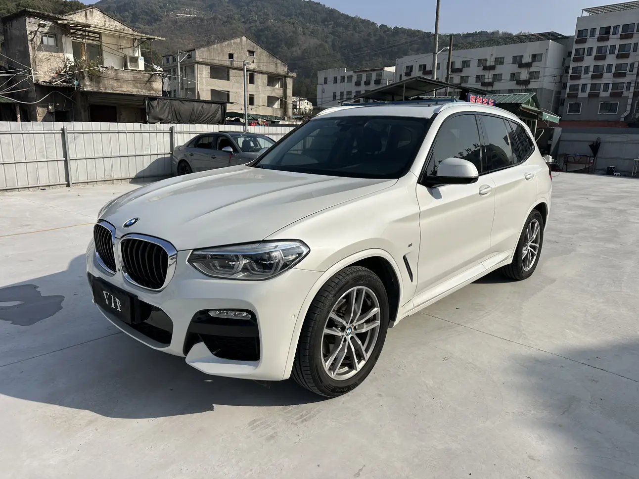 BMW X3  из Китая