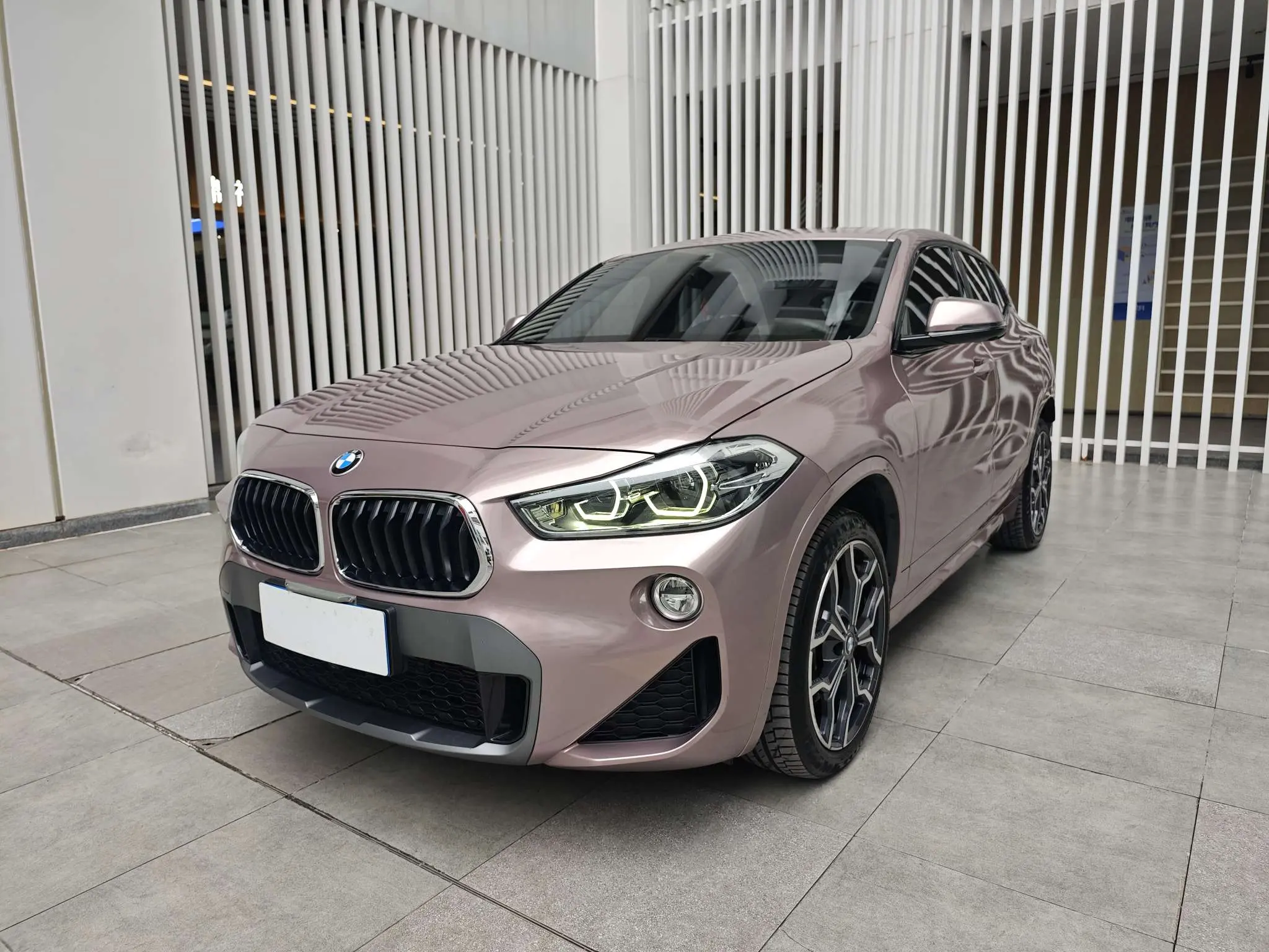 BMW X2  из Китая