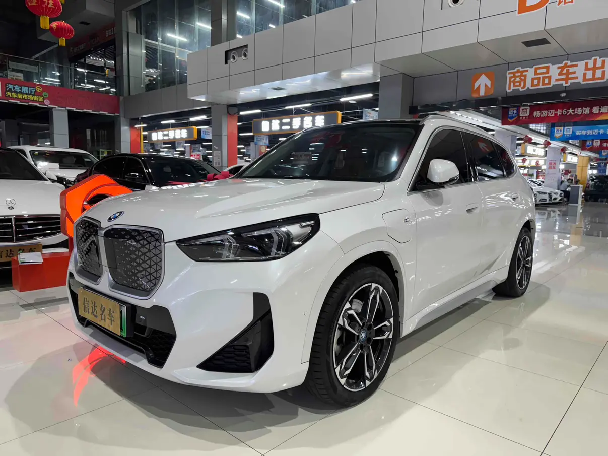 BMW iX1  из Китая