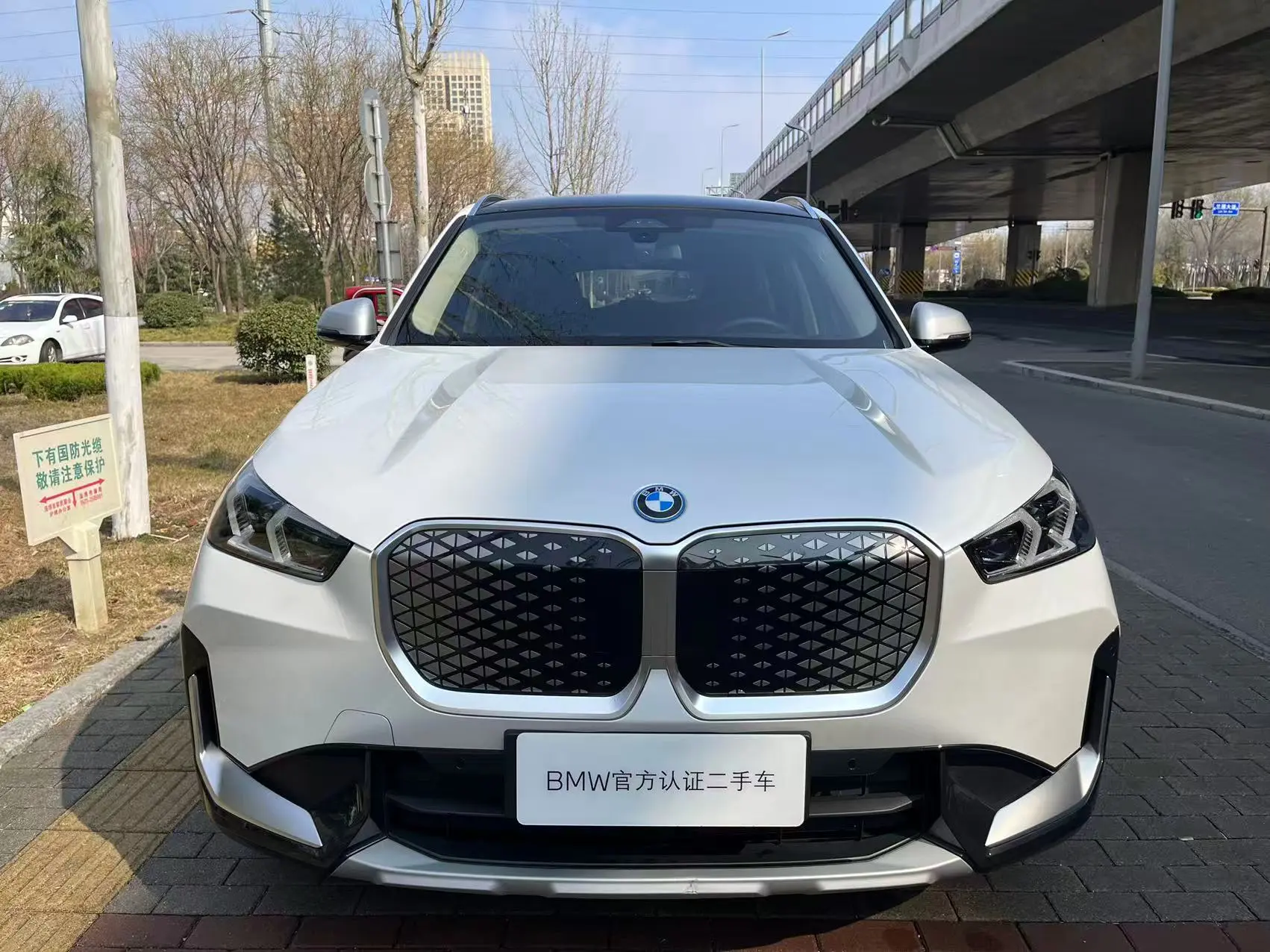 BMW iX1  из Китая